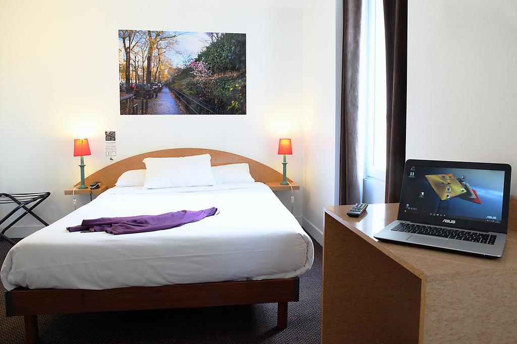 Hotel De La Tour Paris Dış mekan fotoğraf