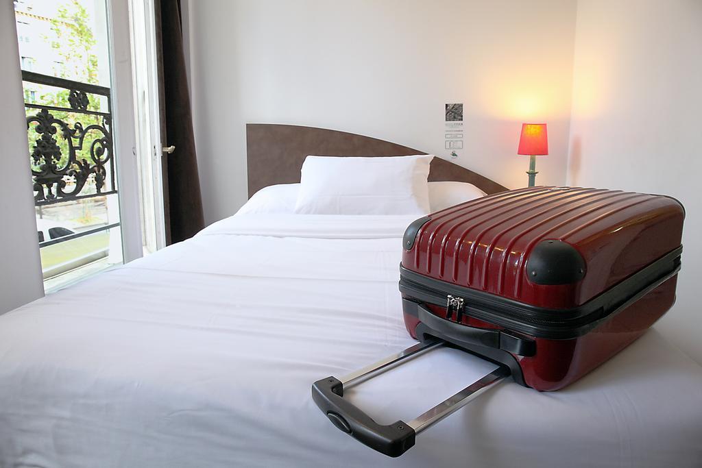 Hotel De La Tour Paris Dış mekan fotoğraf